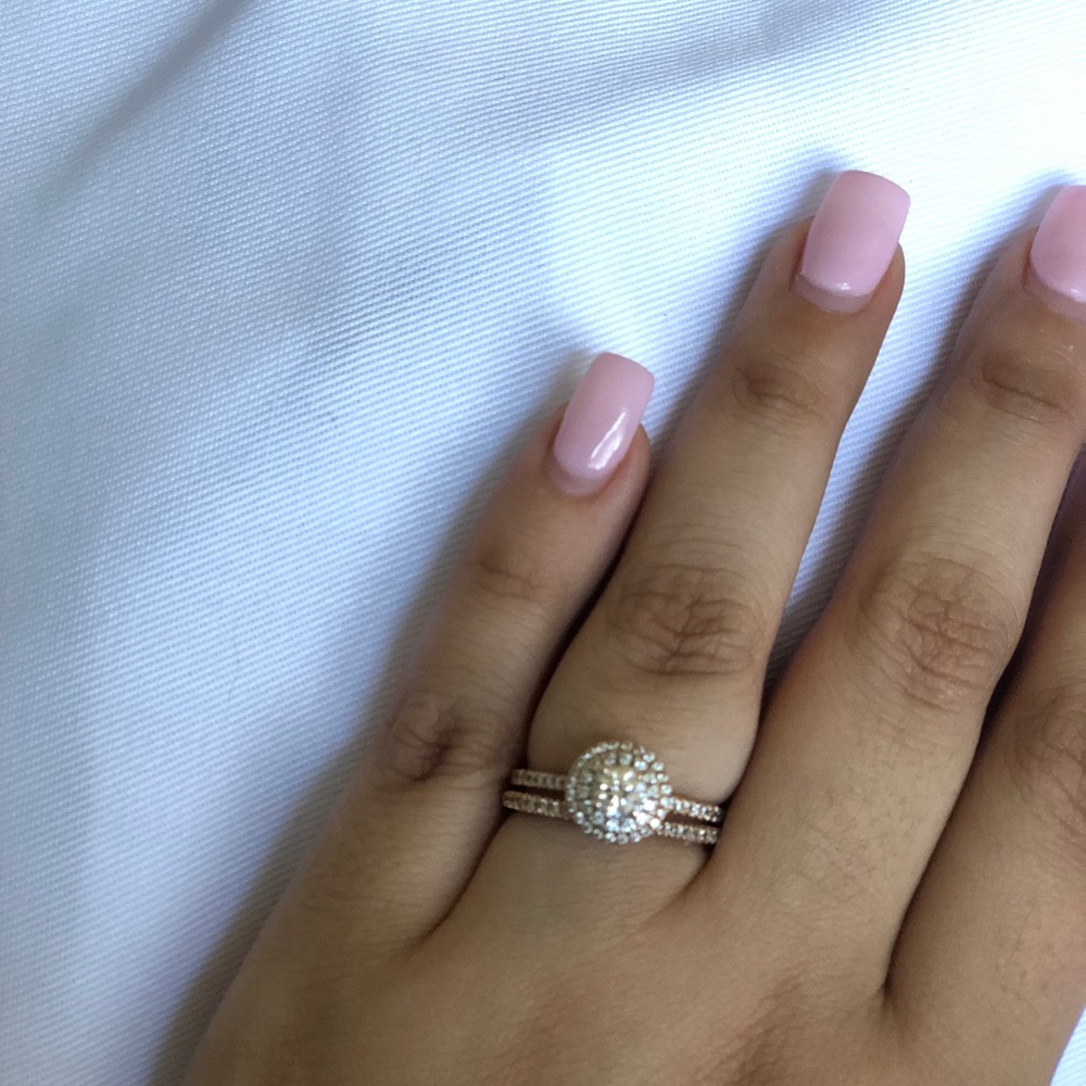 Celebration Grand Wedding Ring/Band Set - Picture 3 of 8
